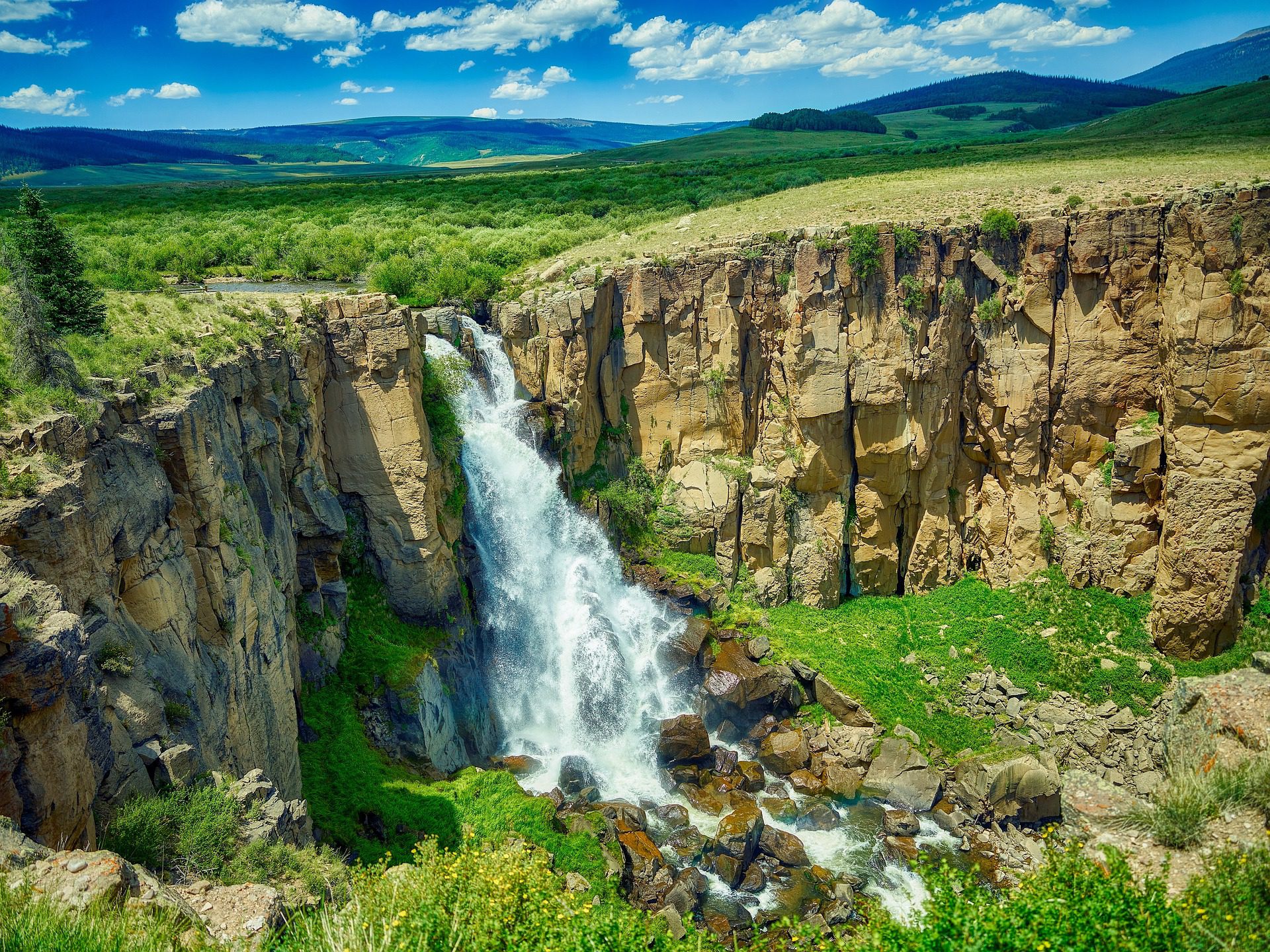 List of Colorado Waterfalls | Through The Peaks